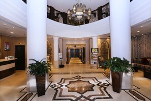 Interior entrance - AlHamra Hotel (Sharjah)