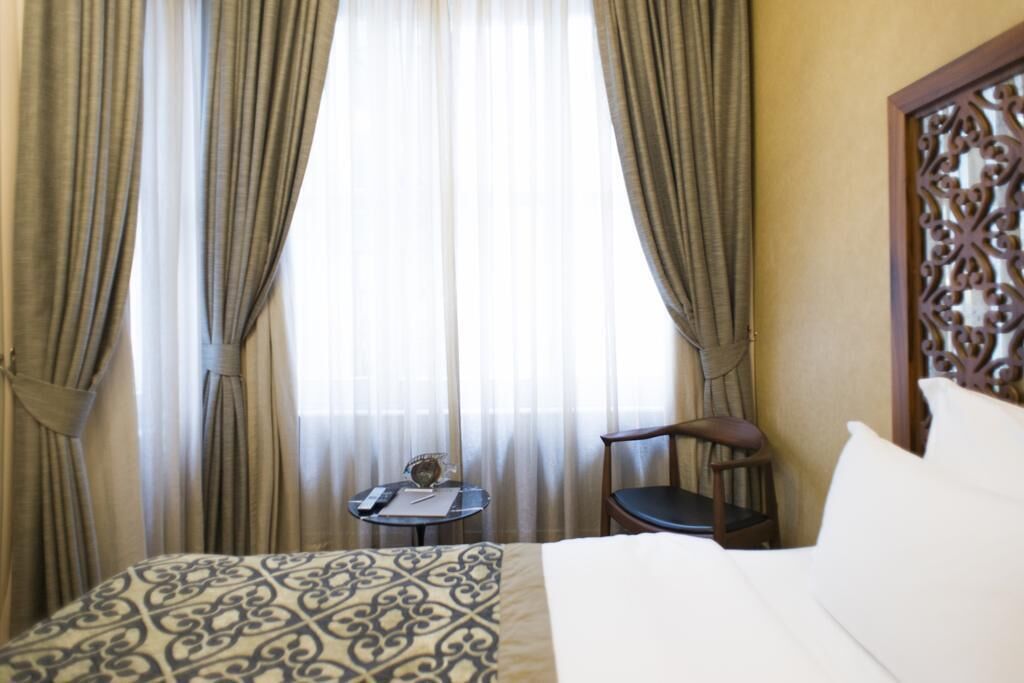 1 habitación, ropa de cama de alta calidad y minibar 