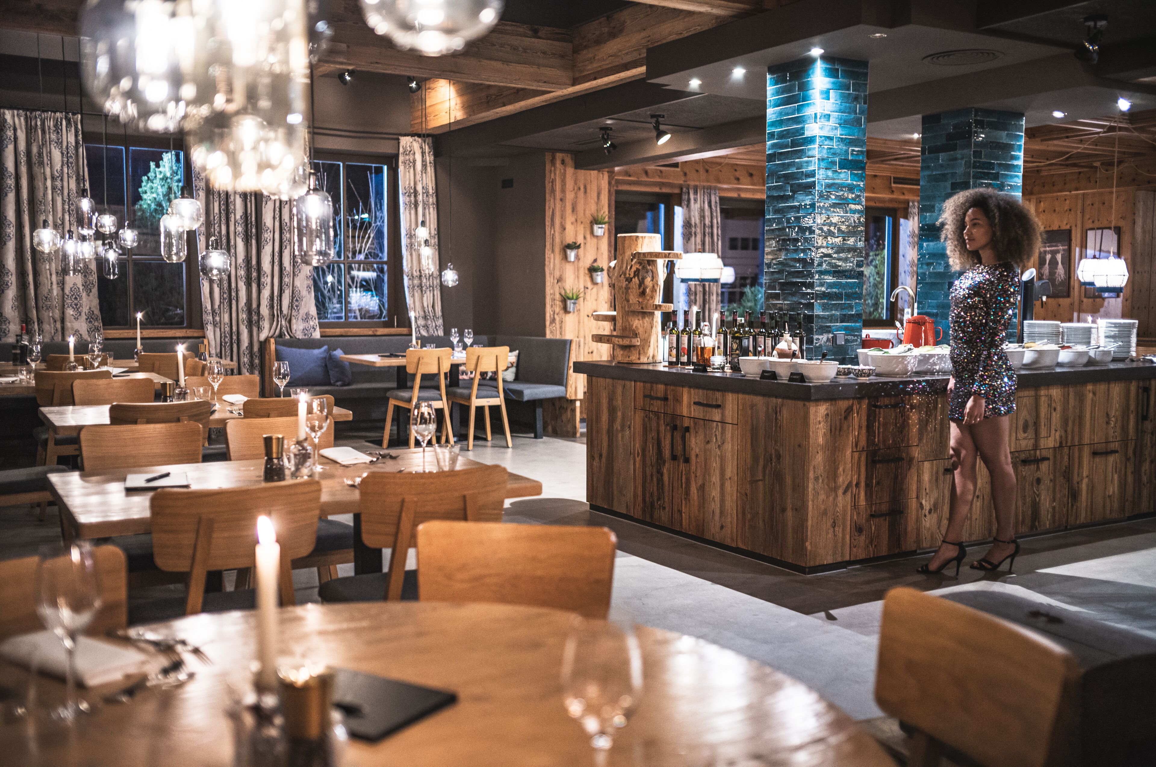 breakfast, lunch, dinner served; regional cuisine