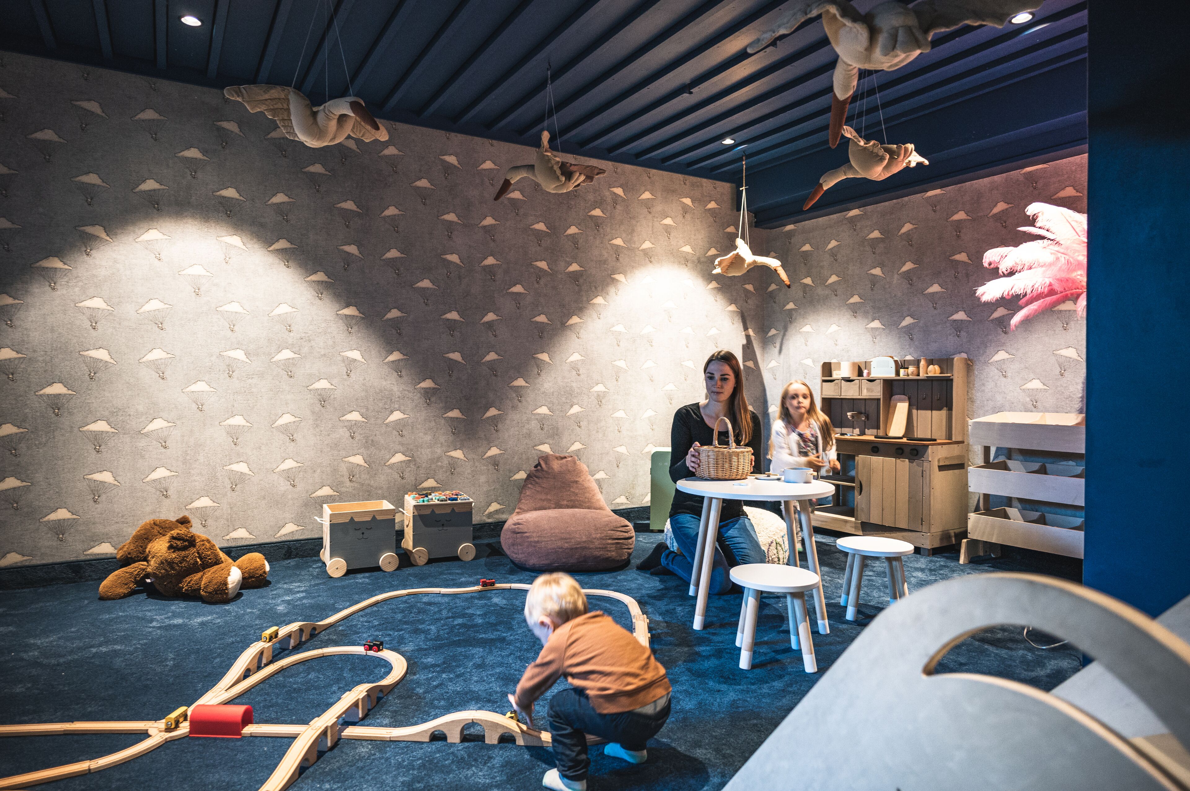 children’s play area – indoor