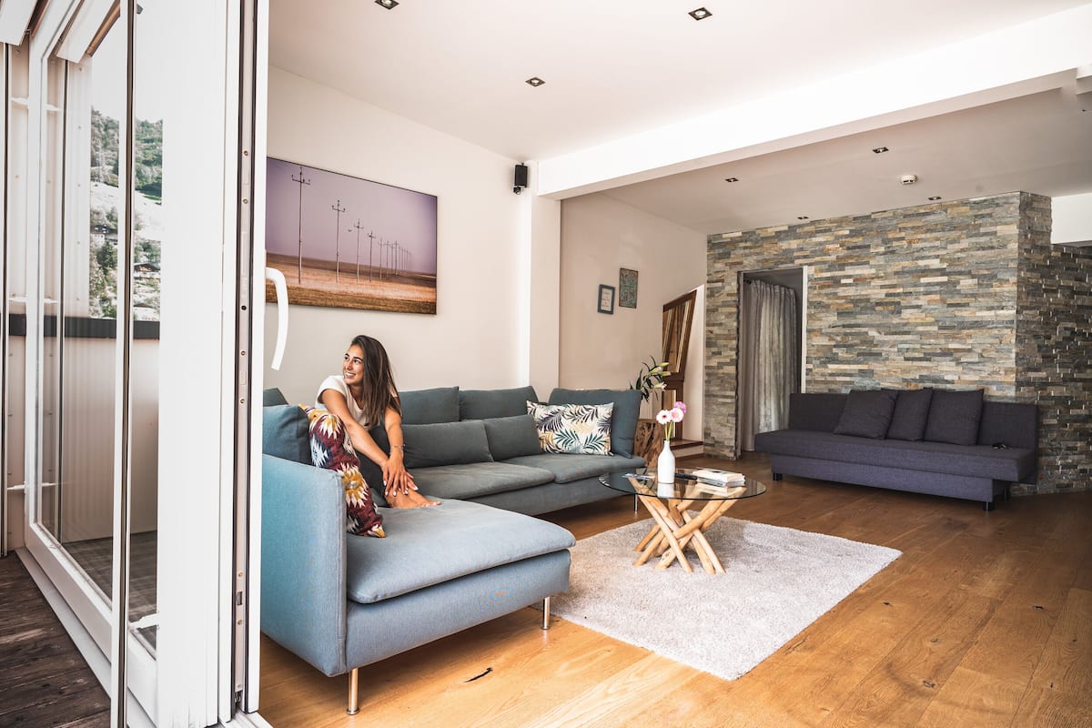 Panoramic Penthouse, 1 Bedroom, Terrace, Mountain View | Living area