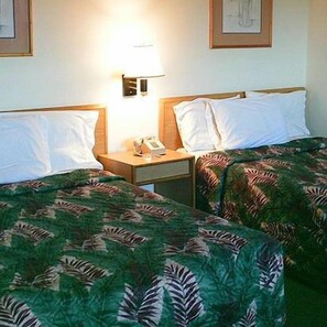 P/ não-fumantes | Ferros/tábuas de passar roupa, Wi-Fi de cortesia, despertadores