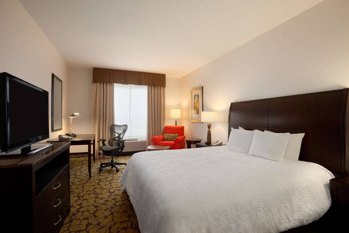 in-room safe, soundproofing, iron/ironing board, free cots/infant beds