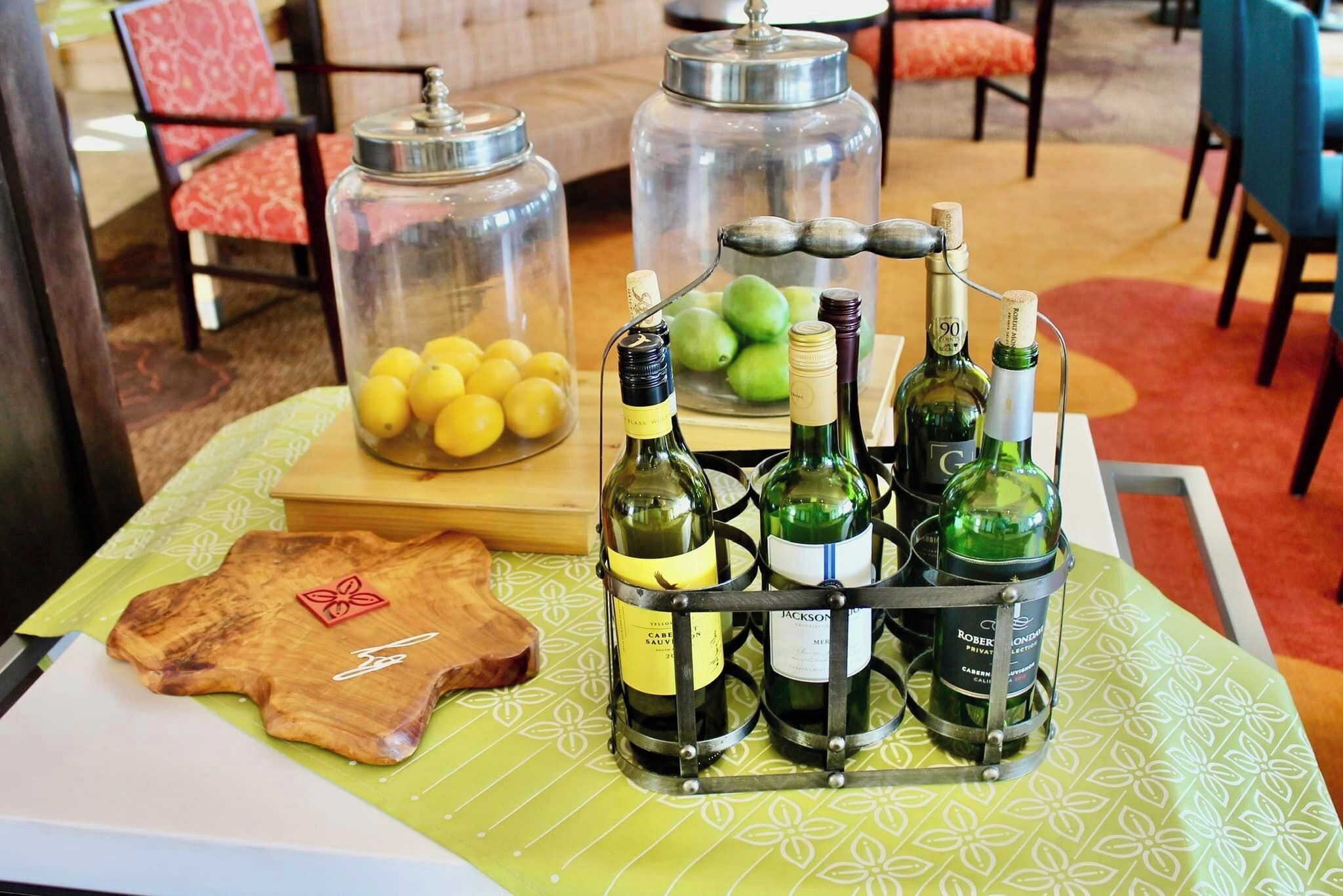 breakfast, lunch, dinner served; american cuisine