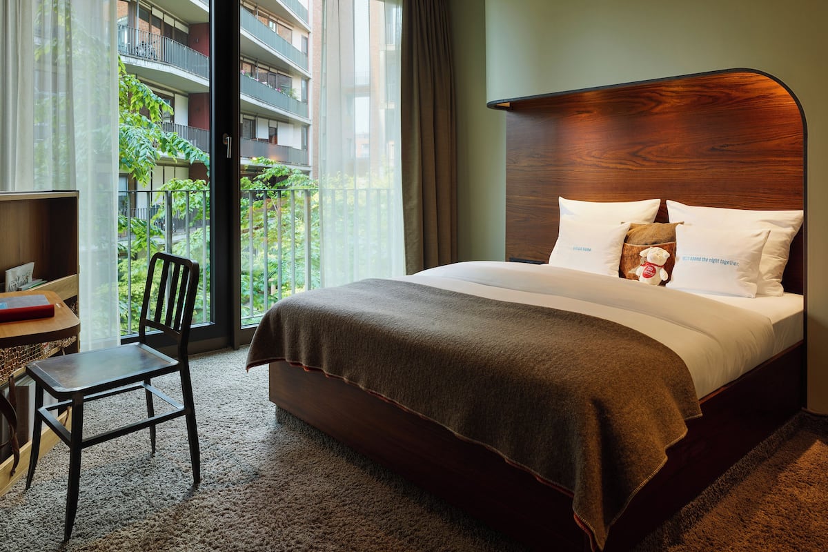 Medium Plus | 1 bilik tidur, peralatan tempat tidur premium, gebar bulu kapas