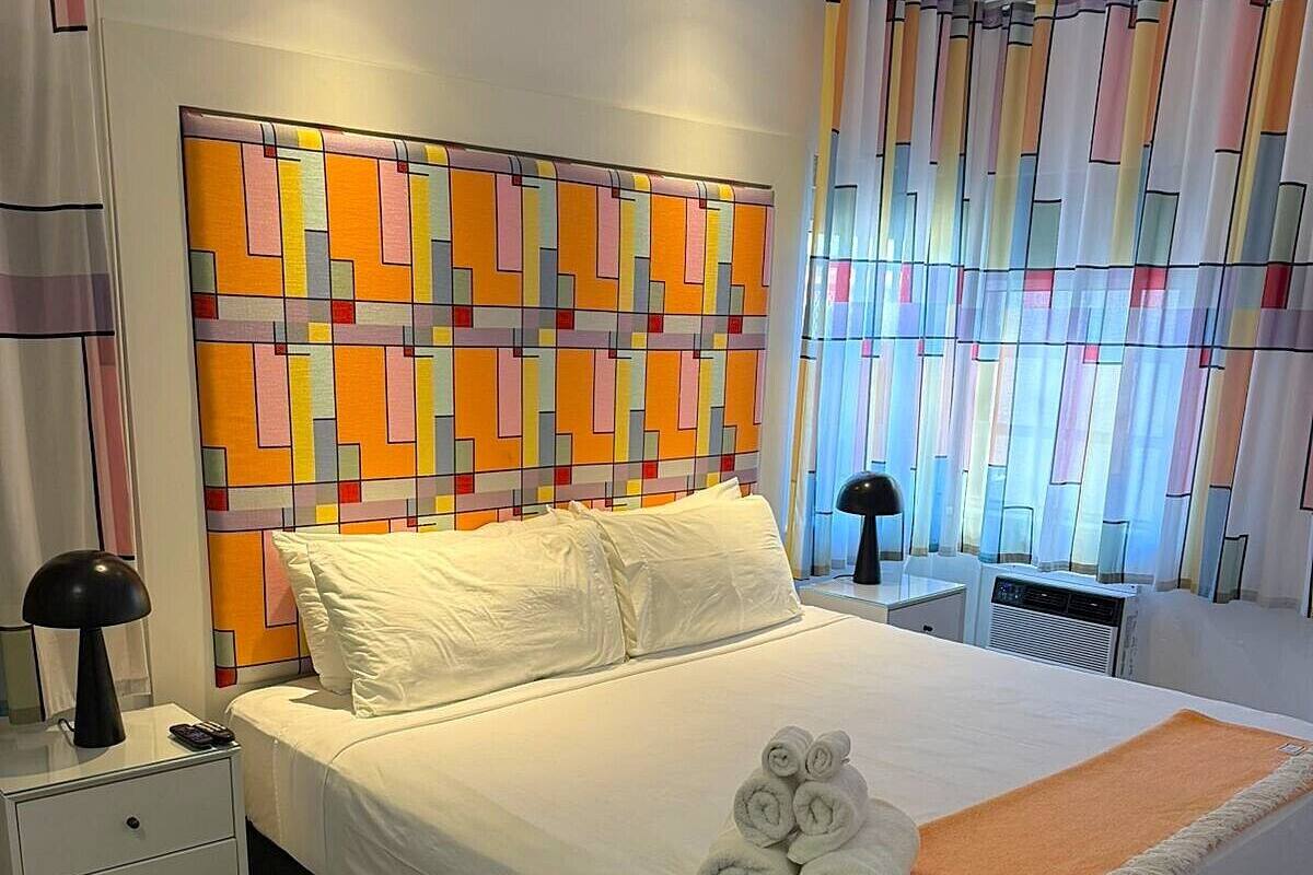 Habitacion Standard | Egyptian cotton sheets, premium bedding, down comforters, minibar