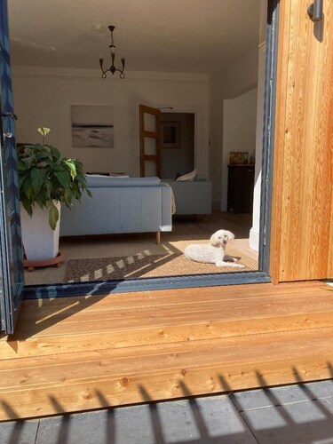 Summer Breeze Guest House