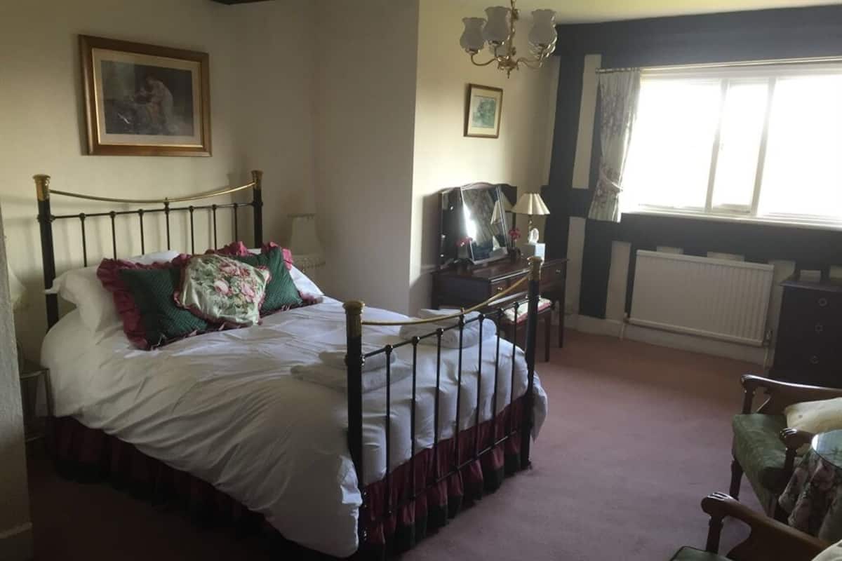 Deluxe Double Room, Ensuite (Shower)