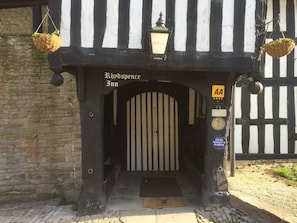 Exterior - Rhydspence Inn (Hereford)