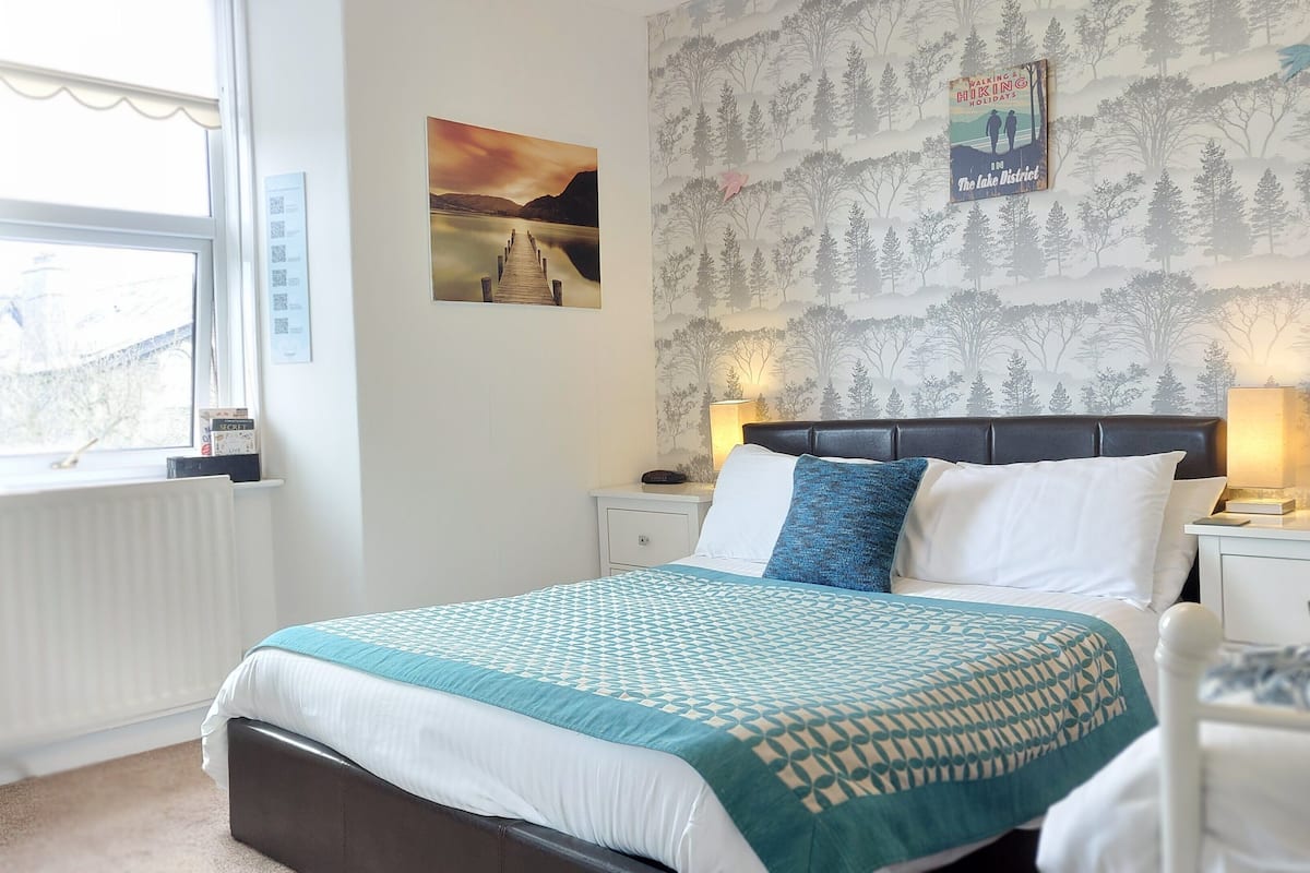Habitación doble (1st Floor) | 1 dormitorio, ropa de cama de alta calidad, decoración individual