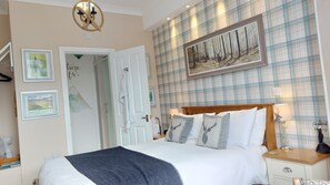 1 bedroom, premium bedding, individually decorated - Invergarry Room Only Guest House (Windermere)