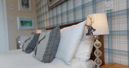 Invergarry Room Only Guest House