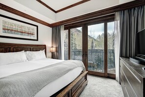 Room, 2 Bedrooms, Valley View (Residence) | 1 bedroom, premium bedding, in-room safe, individually decorated - Legendary Lodging at the Ritz Carlton Residences Vail (Vail)