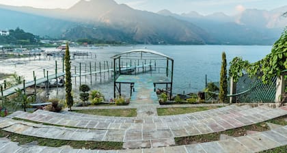 Eco Hotel Uxlabil Atitlan