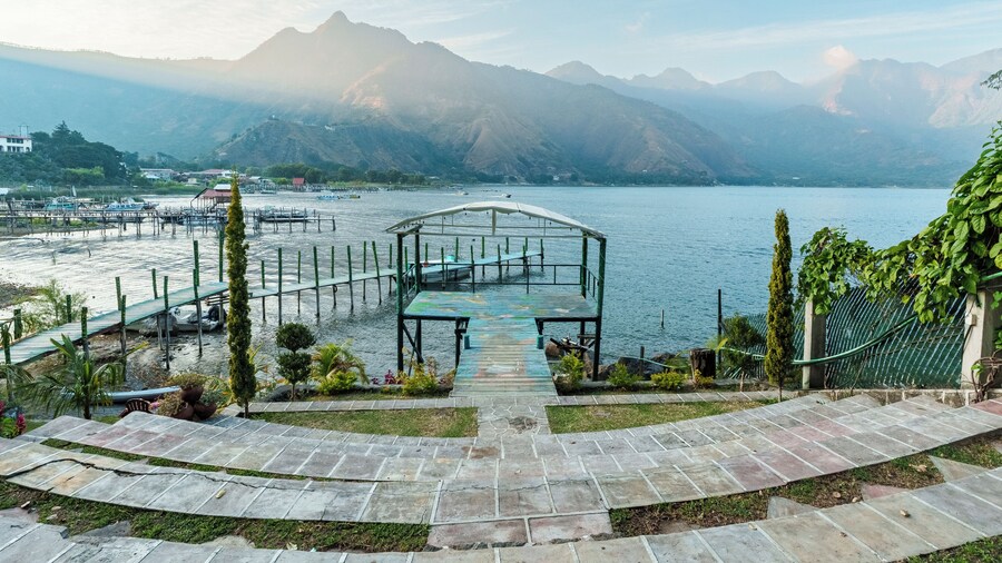 Eco Hotel Uxlabil Atitlan
