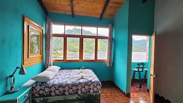 Habitación individual estándar, 1 cama matrimonial | Decoración personalizada y escritorio