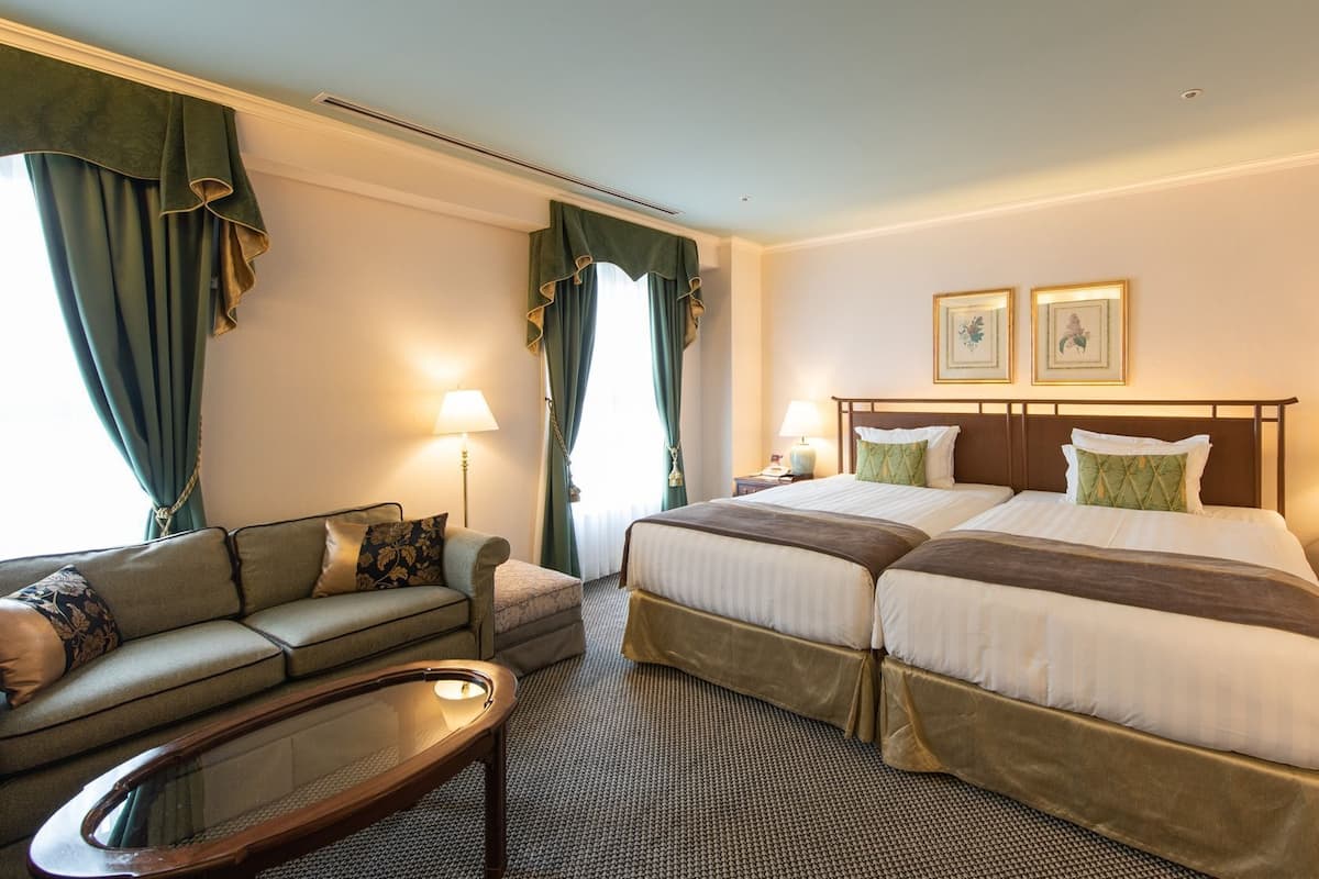 Minibar, in-room safe, individually decorated, individually furnished