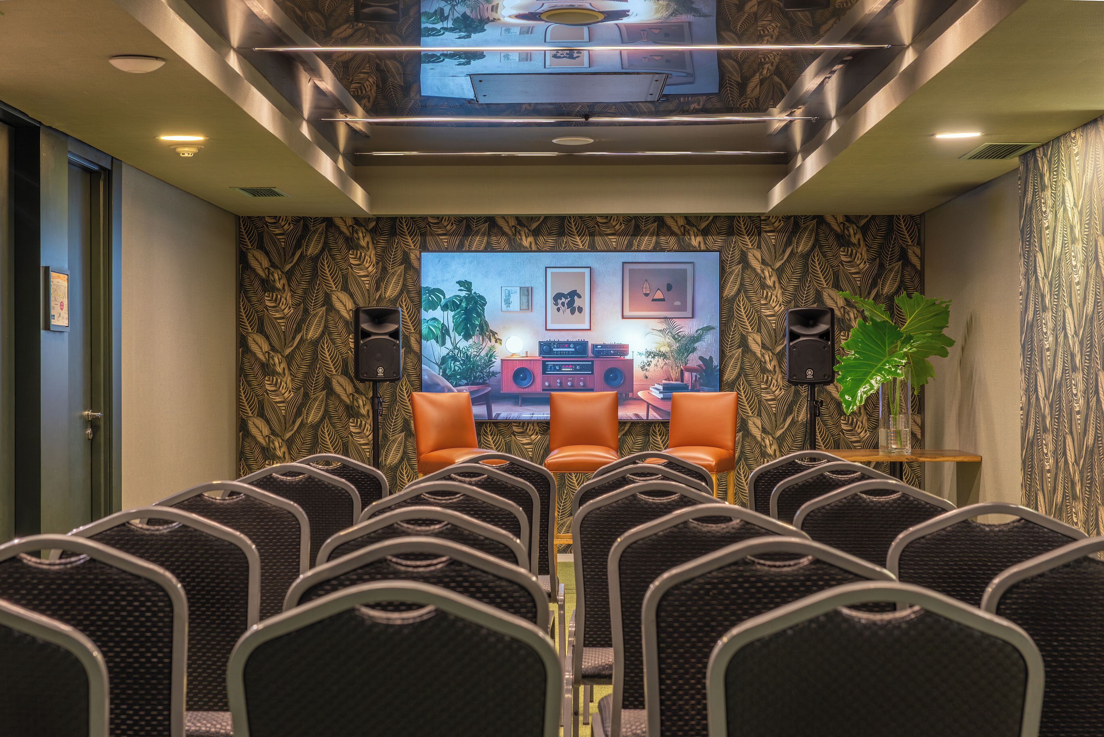 Photo - Lennox Buenos Aires