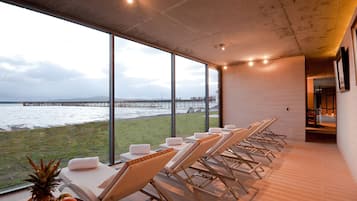 Couples treatment room(s), sauna, hot tub, steam room, body treatments