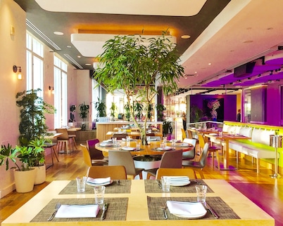 YOTEL New York Times Square
