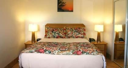 Grace Bay Suites
