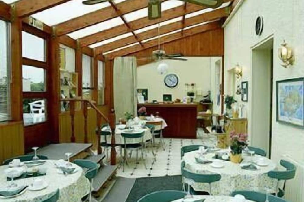 Egilsborg Guesthouse