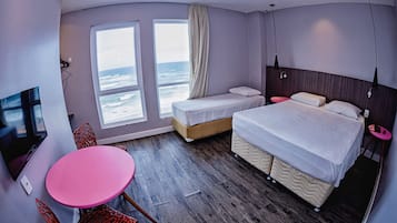 Rom – superior, havutsikt | Sengetøy av topp kvalitet, senger med overmadrass og minibar