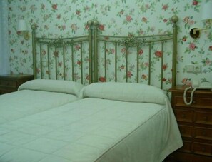 Premium bedding, free WiFi