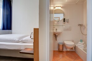 Einzelzimmer | Badezimmer