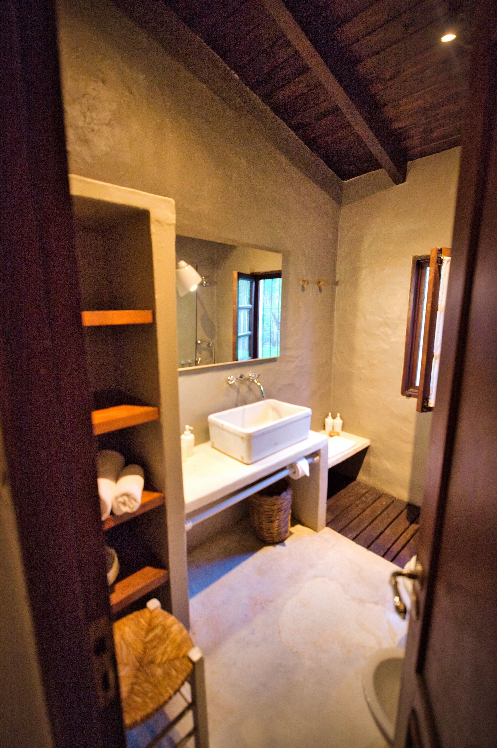 deluxe villa | bathroom | designer toiletries, hair dryer, bidet, towels