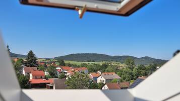 Comfort-Studio | Zimmersafe, kostenloses WLAN, BettwÀsche