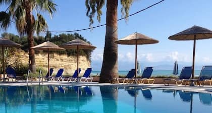 Maria' s Beach Apartments