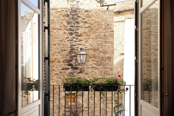 Chambre Classique | Vue sur la ville