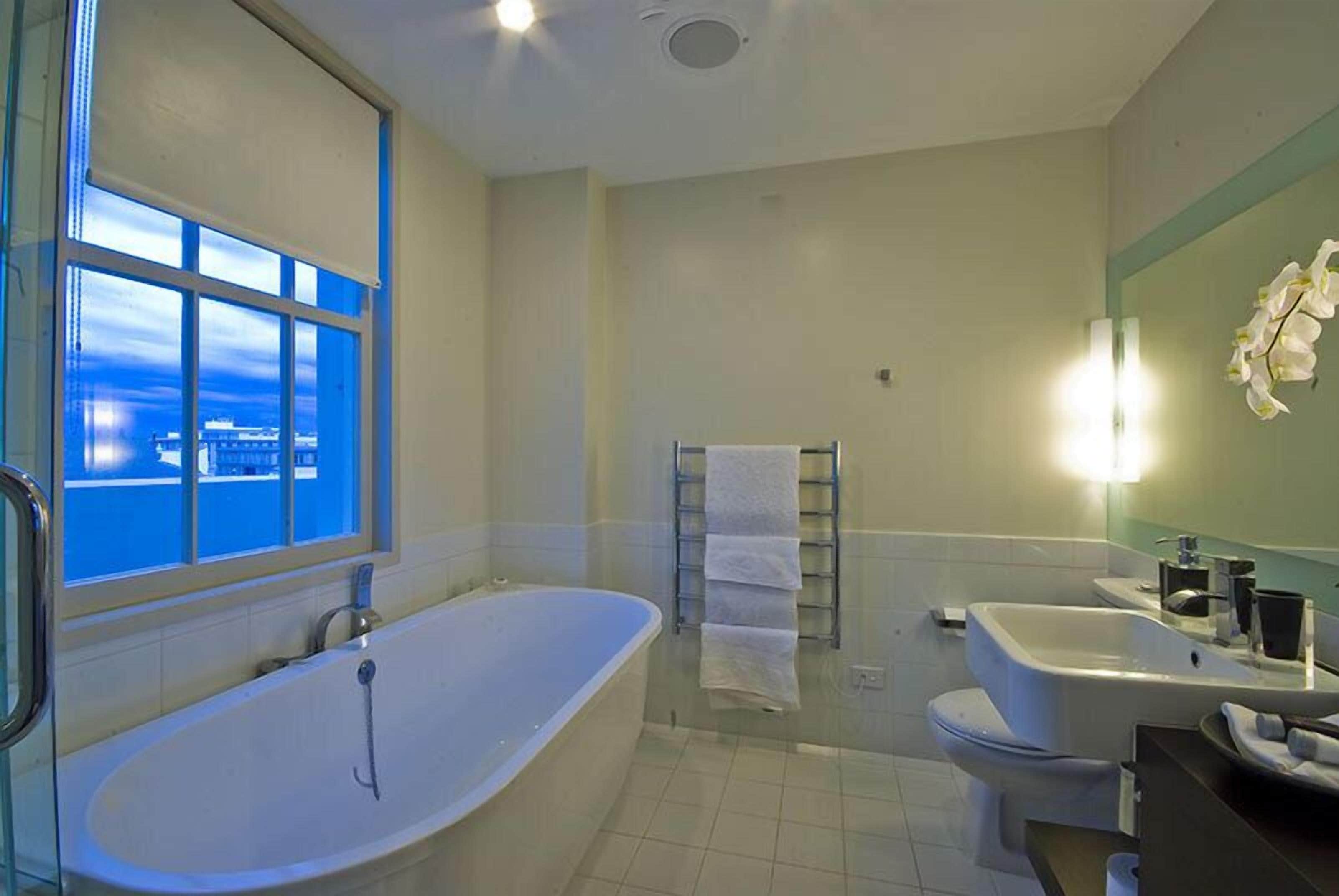 dame studio two | bathroom | shower, free toiletries, hair dryer, bathrobes