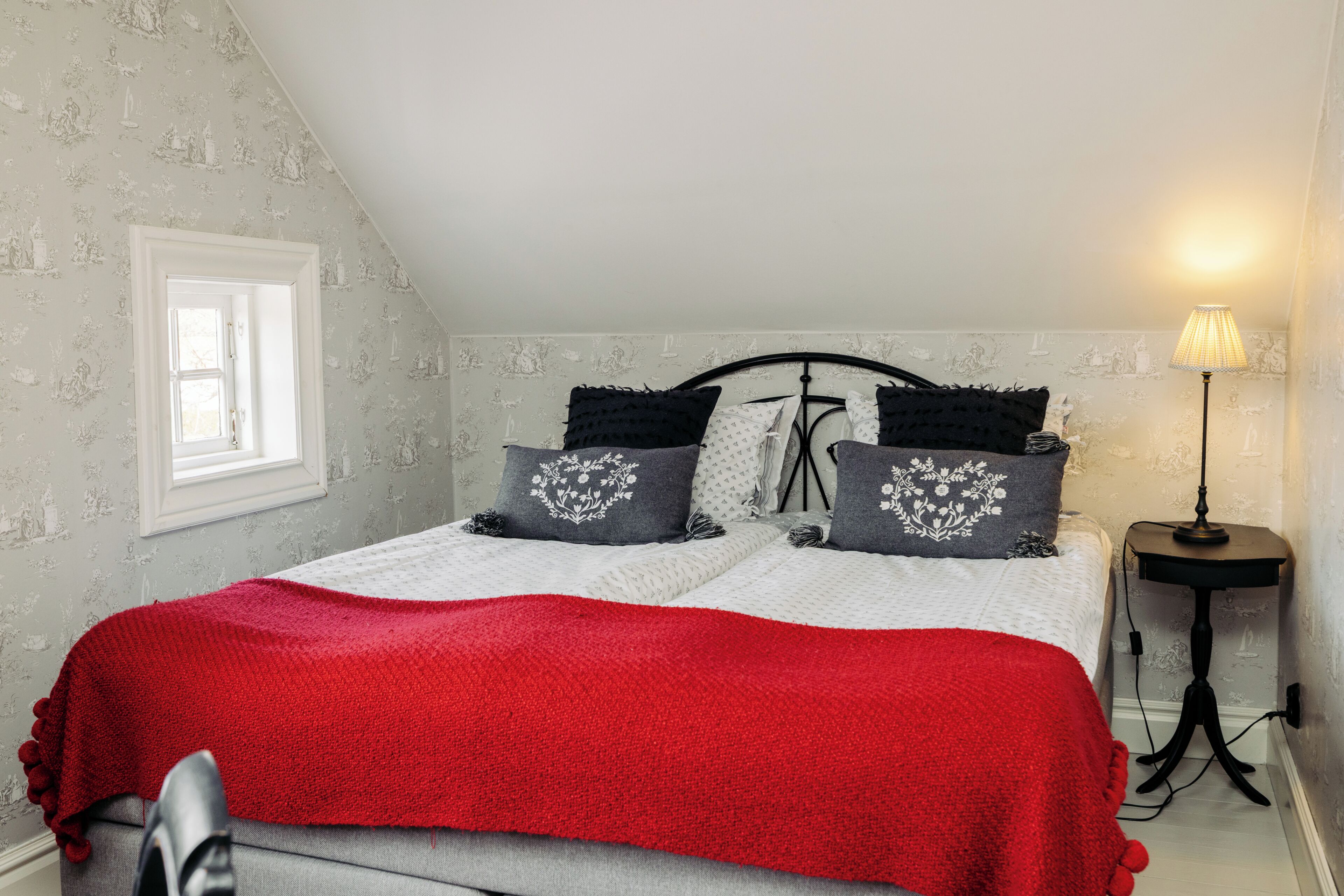 Romantic Apartment | Premium bedding, pillowtop beds, individually decorated