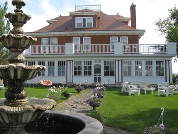 Wakamow Heights Bed & Breakfast