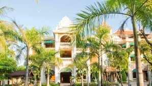 Unclassified image, 4 of 99, button - La Tradition D' Angkor Boutique Resort (Siem Reap)