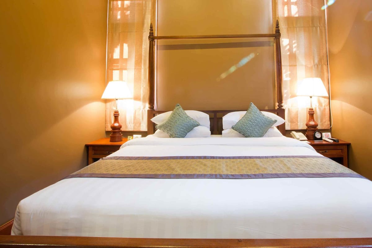 Deluxe Double Room, Balcony (Free  Airport Shuttle)
