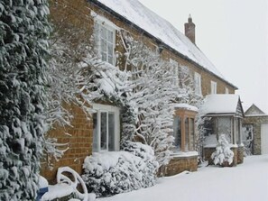 Exterior - Earls Farm B&B (Deddington)