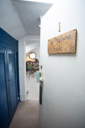 Suite, mit Bad, Hafenblick | 1 Schlafzimmer