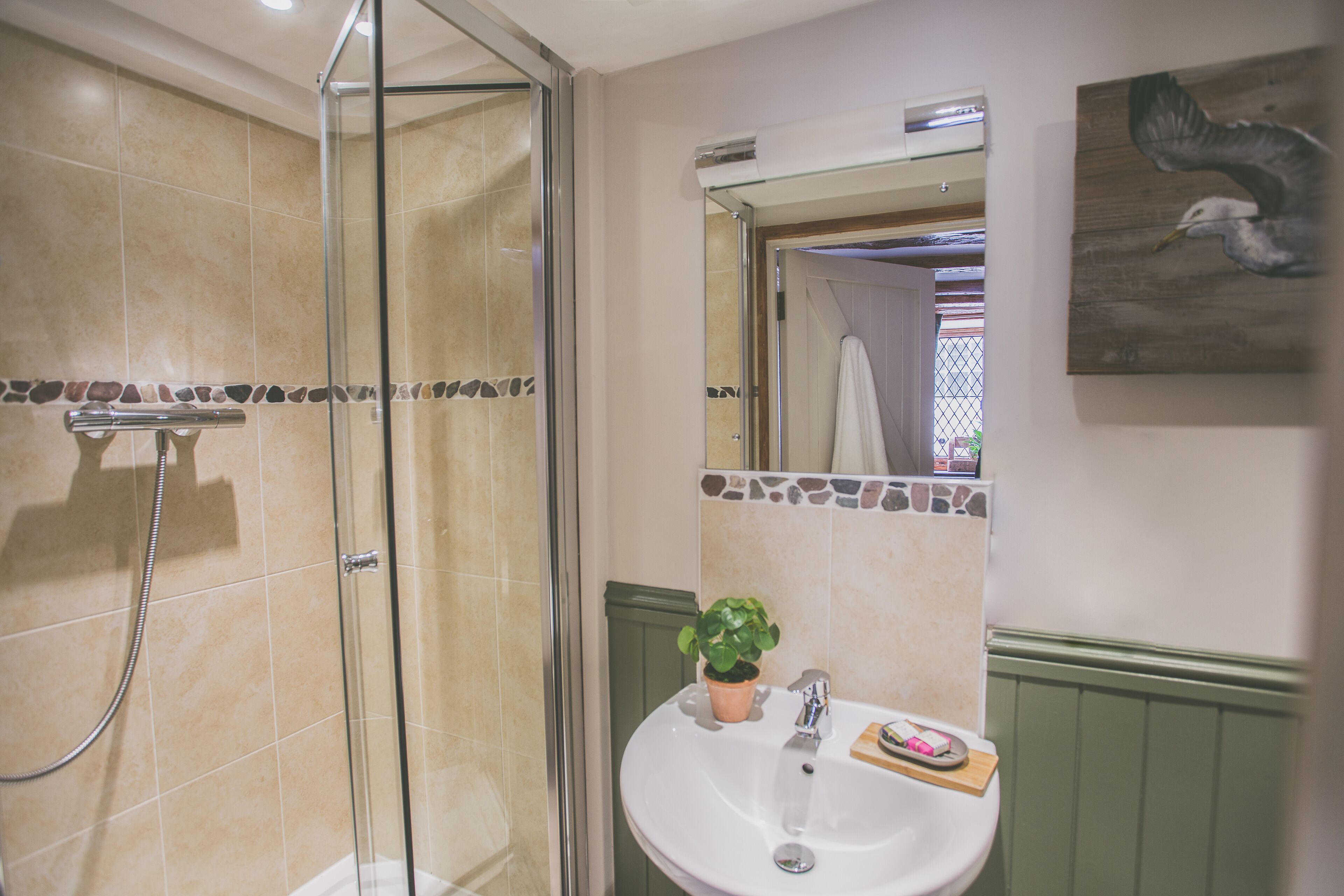 deluxe double room, ensuite, harbour view (king size bed) | bathroom