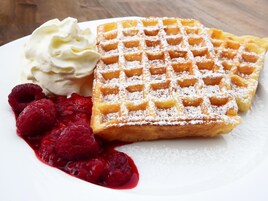 Daily buffet breakfast for a fee
