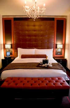 Frette Italian sheets, premium bedding, down comforters, pillowtop beds at Sanctuary Hotel New York