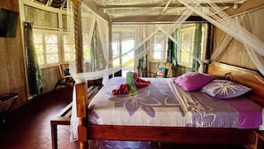 Bungalow – honeymoon, ved stranden | Sengetøy av topp kvalitet og senger med Select Comfort-madrass