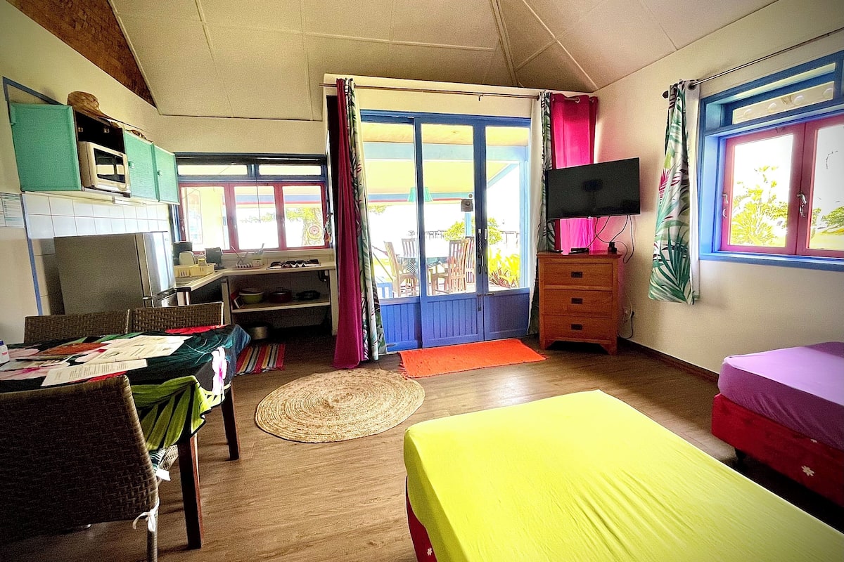 Suite, Sunset Beachside | Premium bedding, Select Comfort beds, in-room safe