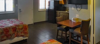 Rodeway Inn San Pablo Hilltop