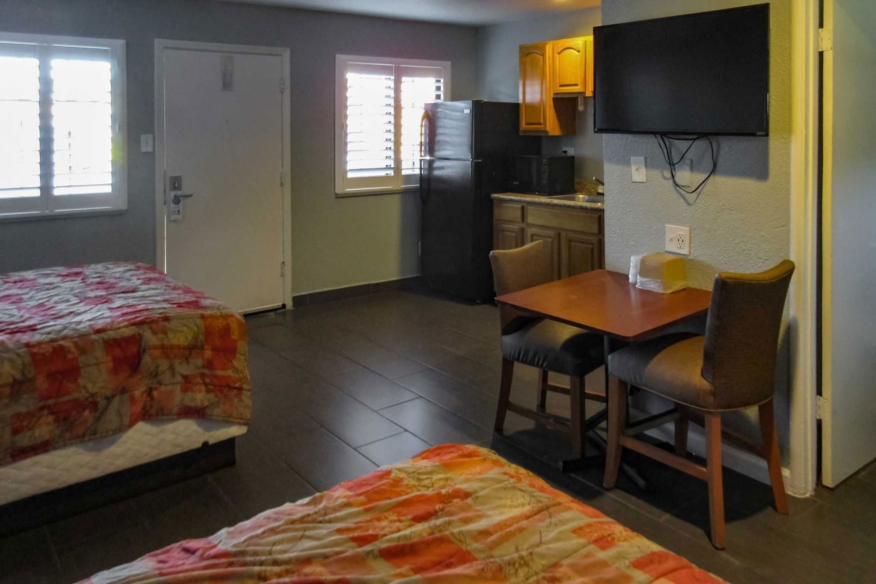 Desk, iron/ironing board, free WiFi, bed sheets