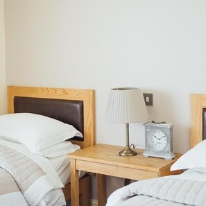 Twin Room - The Jolly Drover (Liss)