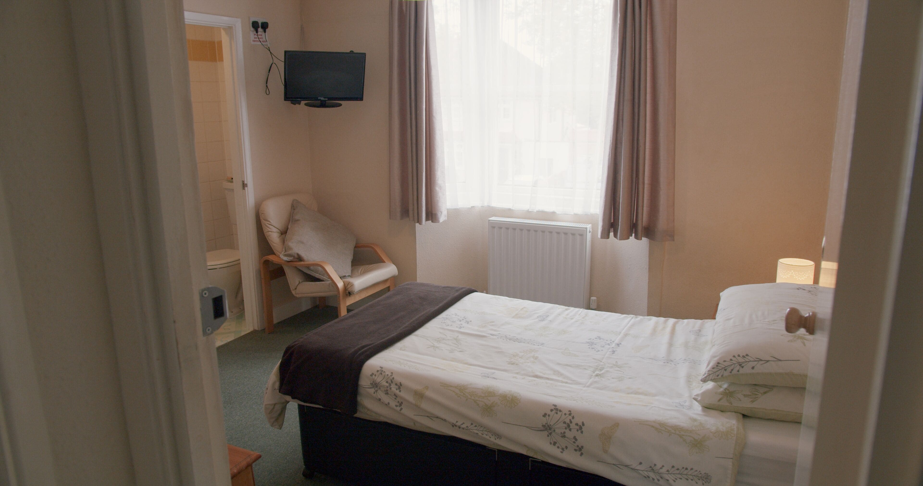 Basic-enkeltværelse - eget badeværelse (Room 1)