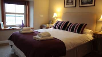 Family Suite, 2 Bedrooms | Desk, iron/ironing board, free WiFi